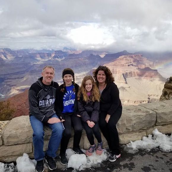 Meet your Posher, Lisa - Picture 1 of 1